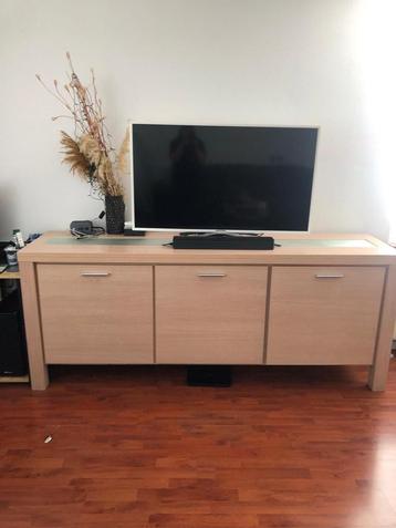 Mooie Dressoir - Opbergkast beschikbaar voor biedingen