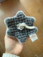 Koeka speendoekje knuffeltje wafel dark grey soft grey nieuw, Kinderen en Baby's, Babymode-accessoires, Ophalen of Verzenden, Nieuw