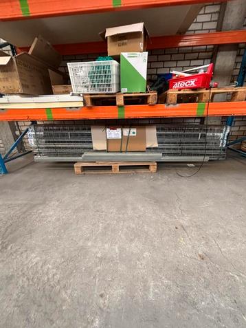 Nieuwe Draadgoten 50 stuks – 100x60x3000mm beschikbaar voor biedingen