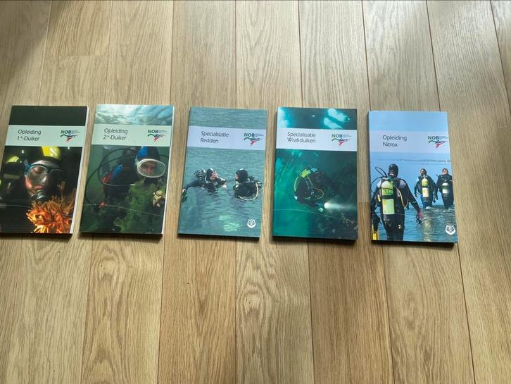 NOB opleidings boekjes 4st, Watersport en Boten, Duiken, Gebruikt, Overige typen, Ophalen