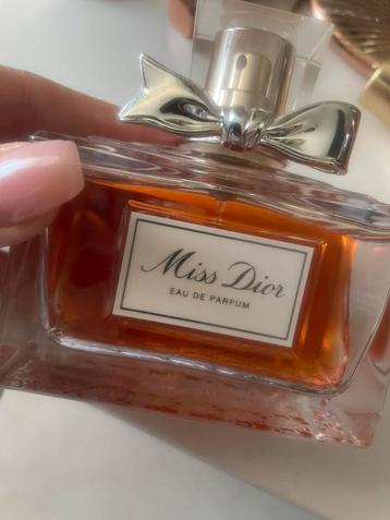 Miss Dior EDP  beschikbaar voor biedingen