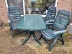 GRATIS AFHALEN! Tafel met 3 stoelen, Tuin en Terras, Ophalen, Kunststof, Gebruikt, 3 zitplaatsen