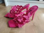 Roze pumps met vlinders, Kleding | Dames, Schoenen, Nieuw, Roze, Sandalen of Muiltjes, Ophalen of Verzenden