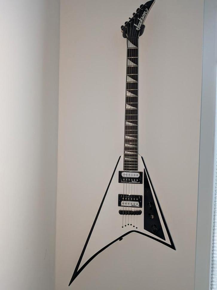 Jackson Randy Rhoads JS32T (Ozzy Osbourne), Muziek en Instrumenten, Snaarinstrumenten | Gitaren | Elektrisch, Zo goed als nieuw