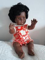 Oude Schildkrot donkere pop met nog goed geluid, Ophalen of Verzenden, Gebruikt, Pop