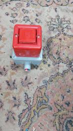 Alarm regelaar gebruik voor sprinklerinstallatie +Regelkast, Ophalen, Gebruikt, Kabel of Snoer