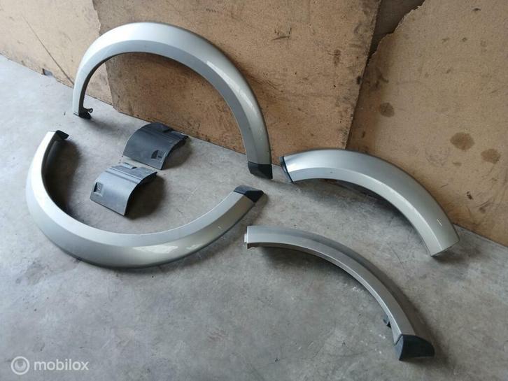 Wielrand Spatbord Verbreder Rand Land Rover Discovery 4 LR4, Auto-onderdelen, Overige Auto-onderdelen, Land Rover, Gebruikt, Ophalen of Verzenden