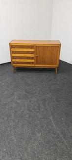 Vintage sideboard, Huis en Inrichting, Kasten | Dressoirs, 25 tot 50 cm, 100 tot 150 cm, Metaal, Gebruikt