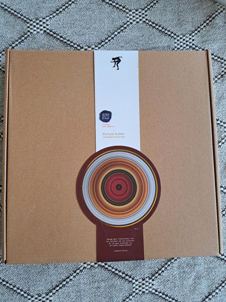 Heinen Delfts Blauw bord Morgenrood, design Richard Hutten, Antiek en Kunst, Kunst | Designobjecten, Ophalen of Verzenden