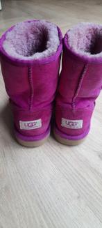 UGGs roze/paars warme boots maat 34 T.e.a.b.!, Laarzen, Gebruikt, Ophalen of Verzenden