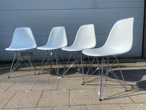 4 nieuwe witte kuipstoelen met chroom frame, Huis en Inrichting, Stoelen, Nieuw, Vier, Kunststof, Metaal, Wit, Ophalen of Verzenden