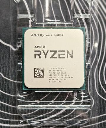 AMD Ryzen 7 3800X  -  8 cores / 16 threads  beschikbaar voor biedingen