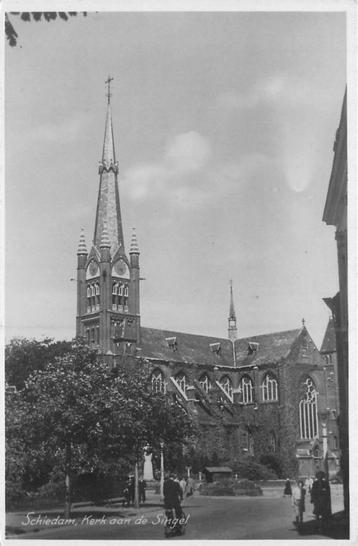 (388-539-007) Schiedam Kerk aan de Singel beschikbaar voor biedingen