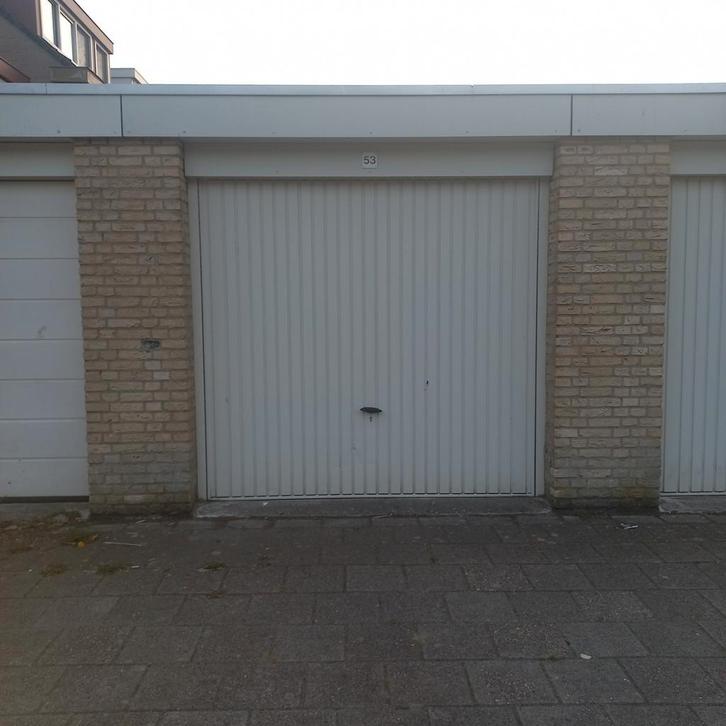 TE HUUR GARAGEBOX ROTTERDAM IJSSELMONDE., Auto diversen, Autostallingen en Garages