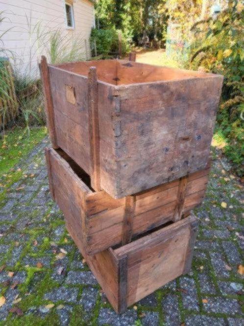 2 x jaren 30 kisten., Verzamelen, Retro, Huis en Inrichting, Ophalen