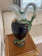 Swan Vase, Ophalen
