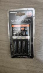 eneloop pro  charger met batterijen, Ophalen of Verzenden, Nieuw