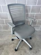 5x Ergonomische bureaustoel Airgo EN 1335, Desk Chair Outlet, Ophalen of Verzenden, Zo goed als nieuw, Grijs, Bureaustoel