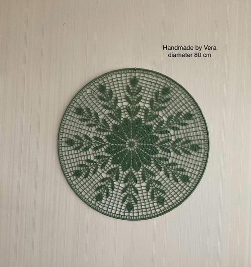 Mooie gehaakte mandala met een diameter van 80 cm, Huis en Inrichting, Woonaccessoires | Wanddecoraties, Nieuw, Ophalen