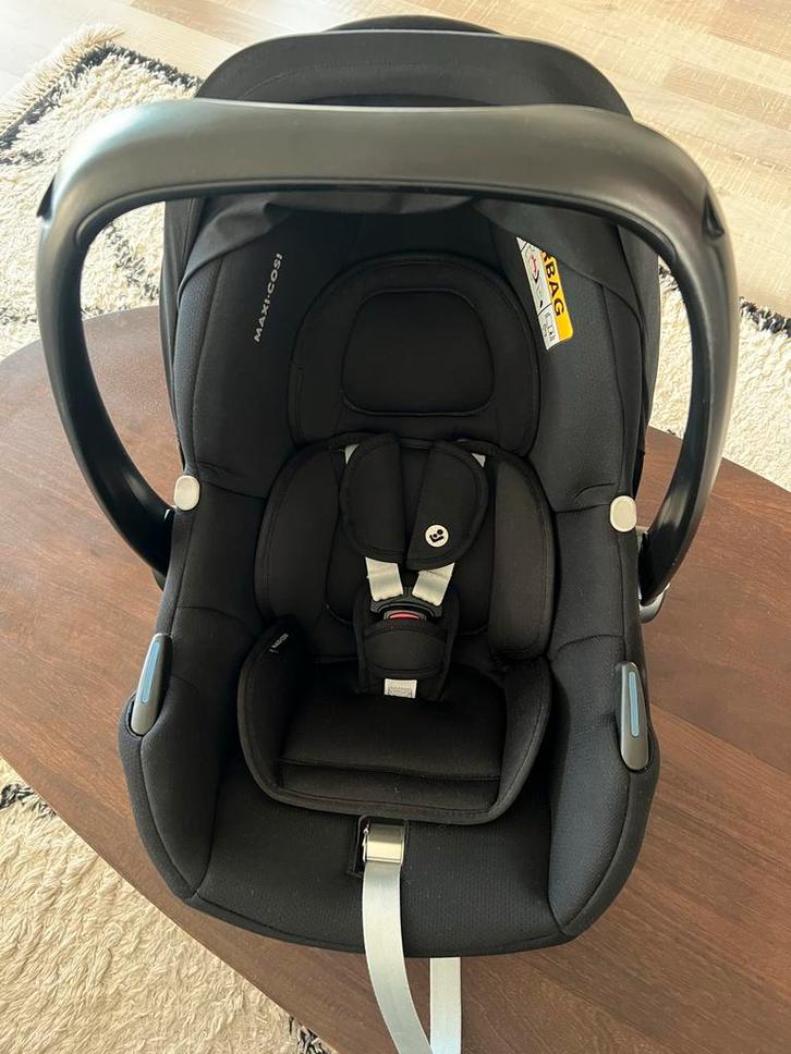 Maxi-Cosi CabrioFix i-Size + Base, Kinderen en Baby's, Autostoeltjes, Gebruikt, Maxi-Cosi, 0 t/m 13 kg, Isofix, Zijbescherming