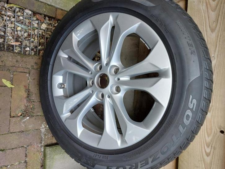winterbanden BMW X1  F48  17 inch, Auto-onderdelen, Banden en Velgen, Banden en Velgen, Winterbanden, 17 inch, 225 mm, Personenwagen