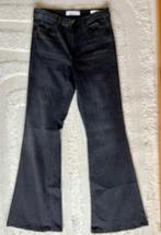 grijze flared jeans We the dreamer 27/32, WE, Nieuw, Ophalen of Verzenden, W27 (confectie 34) of kleiner