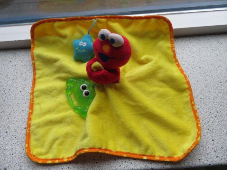 Knuffeldoek Sesamstraat Elmo merk Sesam Workshop blauwe ster, Kinderen en Baby's, Speelgoed | Knuffels en Pluche, Zo goed als nieuw