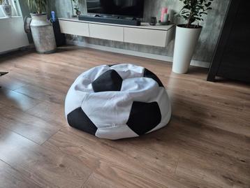 Lumaland zitzak voetbal beschikbaar voor biedingen