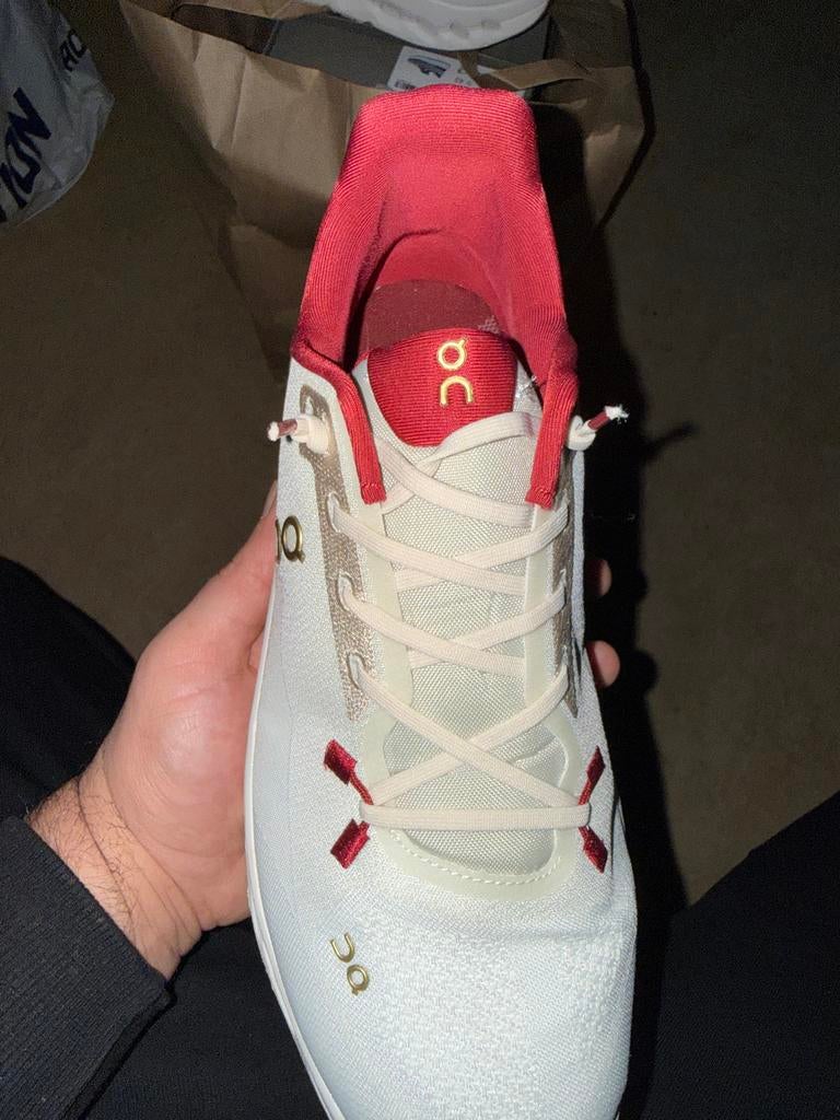 Burgundy Rode On Cloud Schoenen, Ophalen of Verzenden, Nieuw