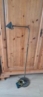 Staande, verstelbare messing vloer leeslamp, Huis en Inrichting, Lampen | Vloerlampen, Ophalen of Verzenden, Gebruikt