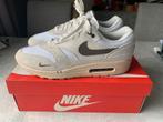 Nike Air Max 1 “Sail Ironstone” Maat 47, Kleding | Heren, Schoenen, Nike air max, Wit, Ophalen of Verzenden, Sneakers of Gympen