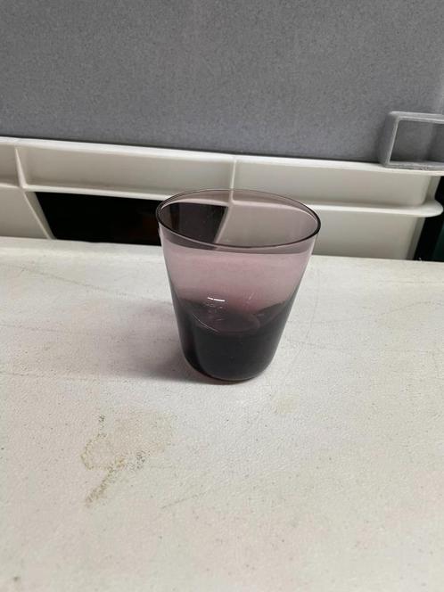 Carnaval glas Max Verboeket klein wijnglas + 1 op voet, geel, Antiek en Kunst, Antiek | Glas en Kristal, Ophalen of Verzenden