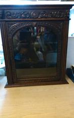 Antieke  vitrine kast Houtsnijwerk, Huis en Inrichting, Gebruikt, 150 tot 200 cm, 25 tot 50 cm, 50 tot 100 cm