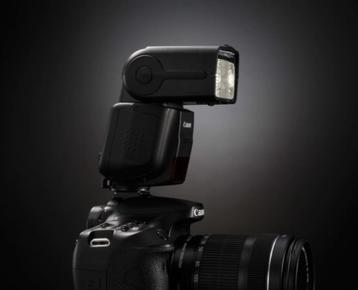 Canon Speedlite 430EX III-RT – Nieuwstaat + Accu’s & Lader  beschikbaar voor biedingen