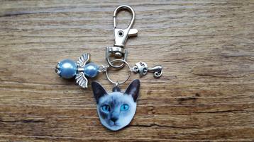 ACTIE -20% Sleutelhanger Siamees Kat Poes beschermengeltje beschikbaar voor biedingen