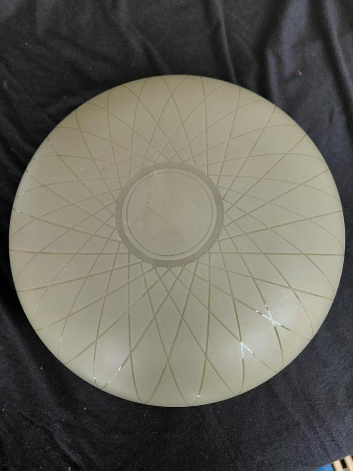 plafondlampekap ArtDeco Plafonnière Glas beigewit mt patroon, Antiek en Kunst, Antiek | Lampen, Ophalen of Verzenden