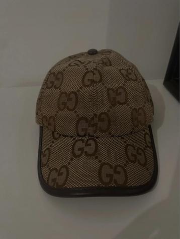 Jumbo gucci pet/cap beschikbaar voor biedingen