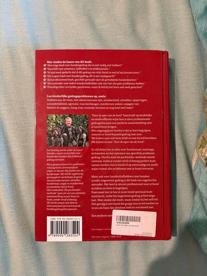 Door de ogen van de hond - Jos Oosting, Boeken, Detectives, Zo goed als nieuw, Ophalen
