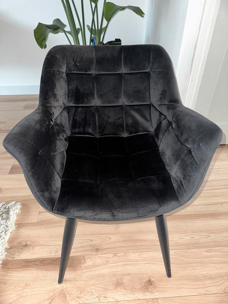 6 x Zwarte velvet eet tafelstoel met armleuning, Huis en Inrichting, Stoelen, Zo goed als nieuw, Eén, Metaal, Zwart, Ophalen