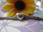 Pandora bedel P140 = LOVE ️ hart / hartje ❤️, Pandora, Ophalen of Verzenden, Zo goed als nieuw, 1 bedel