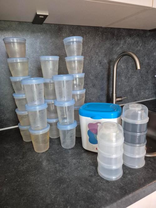 Te koop! voedingstoren/bakjes/bewaardoos, Kinderen en Baby's, Babyvoeding en Toebehoren, Gebruikt, Overige typen, Ophalen