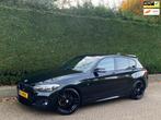 BMW 1-serie 118i Edition M Sport Shadow AUTOMAAT/LEER/LED!, Auto's, BMW, 65 €/maand, Gebruikt, Zwart, Bedrijf