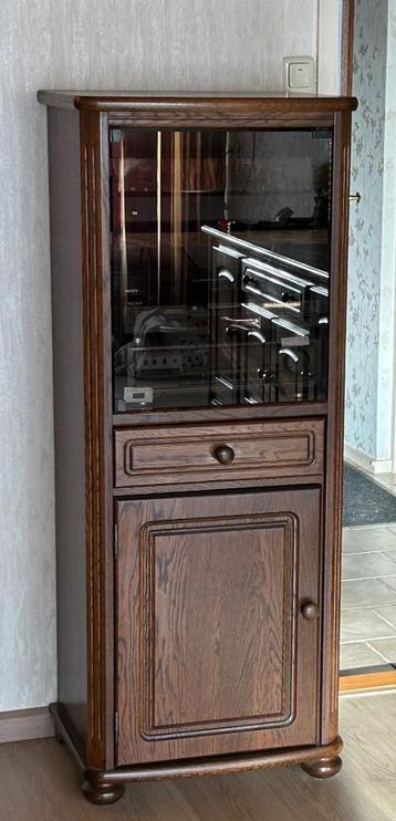 Audiomeubel in donker eiken beschikbaar voor biedingen