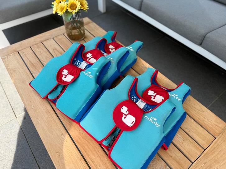 Drijfvesten Kinderen Decathlon - Set van 4, Kinderen en Baby's, Overige Kinderen en Baby's, Zo goed als nieuw, Ophalen