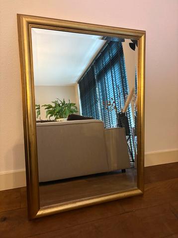 Gouden spiegel rechthoek beschikbaar voor biedingen
