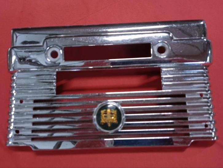 Radio console Dodge Wayfarer

1949 – 1950, Auto diversen, Autoradio's, Gebruikt, Ophalen of Verzenden