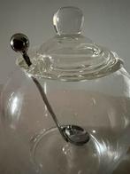 Fraaie glazen stolp olijfpot met serveerlepel 3 gaatjes, Huis en Inrichting, Ophalen of Verzenden, Zo goed als nieuw