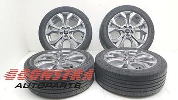 Velgen set + banden van een Ford Focus beschikbaar voor biedingen