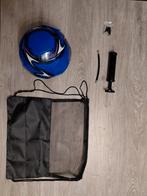 Blauwe voetbal maat 5 + ballenpomp en voetbaltas, Maat XL, Ophalen of Verzenden, Nieuw, Bal