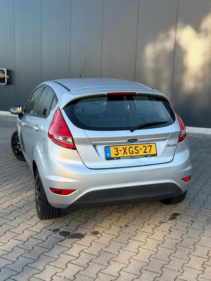 Ford Fiësta 1.25 60KW 5DR 2011 Grijs nieuwe Apk!, Auto's, Ford, Bedrijf, Fiësta, ABS, Airbags, Airconditioning, Alarm, Elektrische buitenspiegels